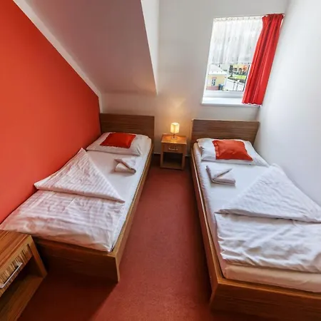 Wellness Hotel Hukvaldy Polopenze A Wellness V Cene Hotel