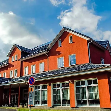 Wellness Hukvaldy Polopenze A Wellness V Cene Hotel 3*