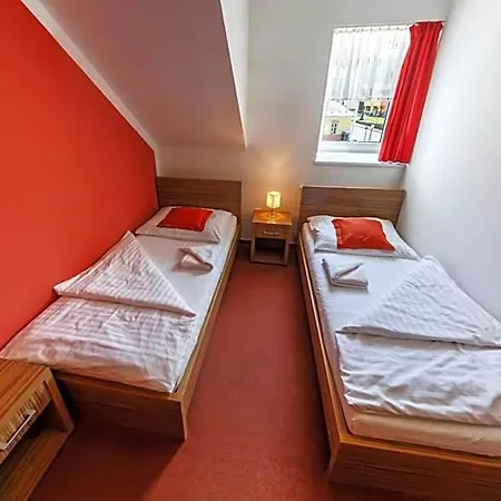 Hotel Wellness Hukvaldy Polopenze A Wellness V Cene Příbor