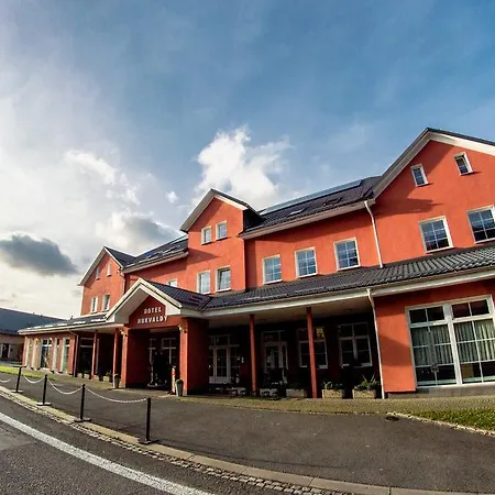 Wellness Hotel Hukvaldy Polopenze A Wellness V Cene