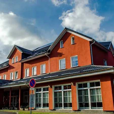 Wellness Hotel Hukvaldy Polopenze A Wellness V Cene 3* Pribor