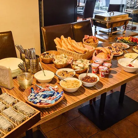 Wellness Hukvaldy Polopenze A Wellness V Cene