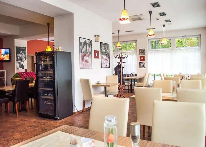 Szálloda Wellness Hukvaldy Polopenze A Wellness V Cene