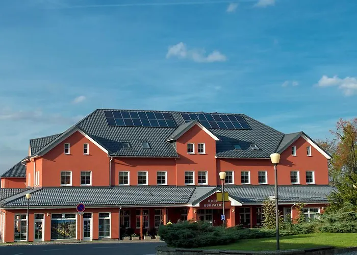 Wellness Hukvaldy Polopenze A Wellness V Cene Szálloda 3*